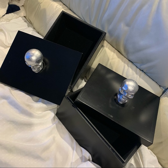 2 Skull Head💀 Secret Keeper Boxes For Desk or Anywhere! 2 Heads better than 1 - Picture 3 of 17